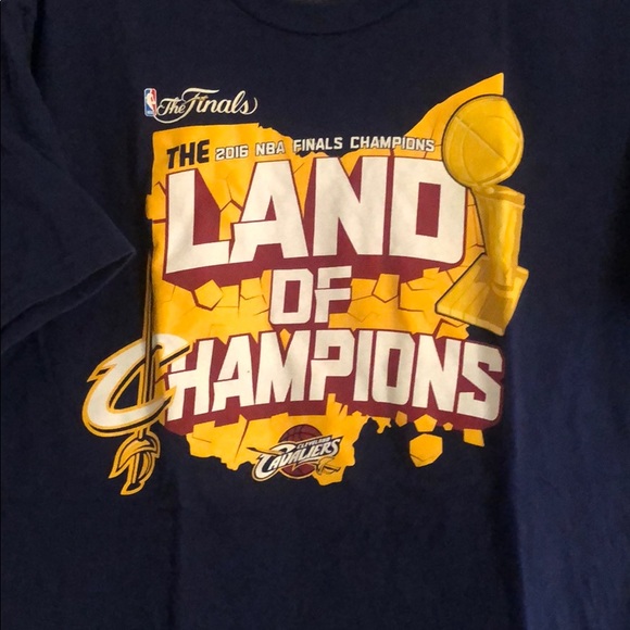 2016 Cleveland Cavaliers NBA championship sz M - Picture 2 of 4